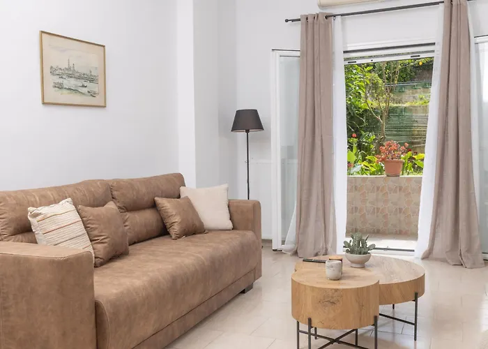Casa Thalia, Kanoni, Corfu カノニ